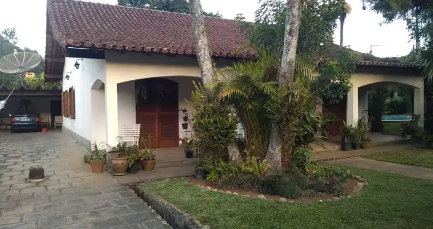 Casa com 4 quartos à venda no Carlos Guinle, Teresópolis