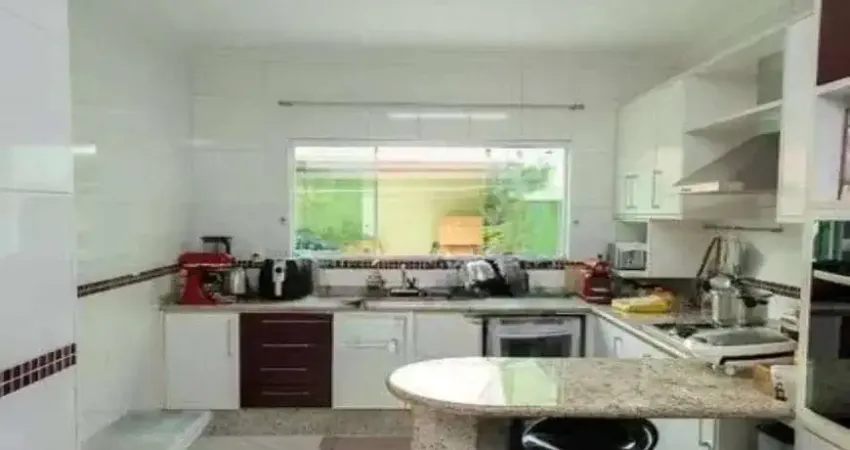 Sobrado a venda 210 metros 3 suítes, 4 vagas varanda churrasqueira nova petrópolis são bernardo