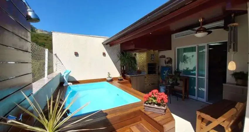 Freguesia, excelente cobertura 3 quartos. toda planejada e bem decorada