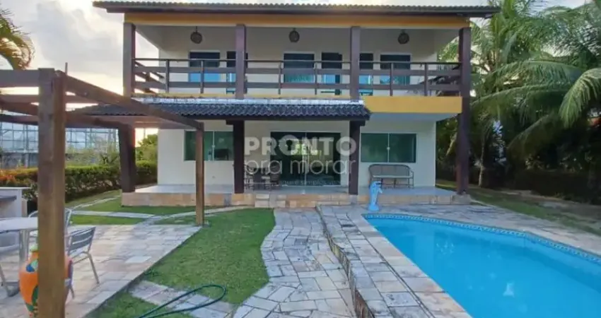Casa exclusiva em condomínio fechado à venda em muro alto | sofisticação, conforto e lazer completo!