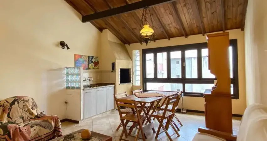 Casa para locação/aluguel - 350m², 2 dormitórios, sendo 2 suites, 2 vagas - cent