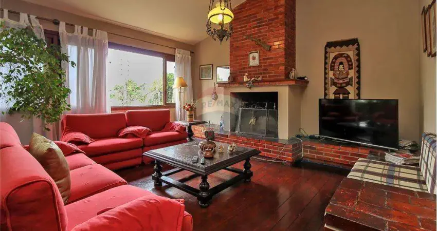 Casa com 3 quartos à venda na Rua Senador Annibal Di Primio Beck, 235, Boa Vista, Porto Alegre