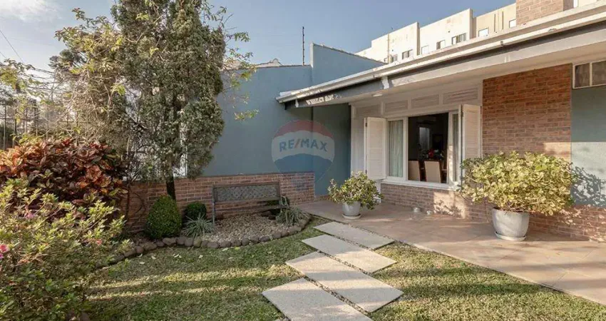 Casa com 3 quartos e 4 banheiros a venda , 206m2 por r$ 884.000,00