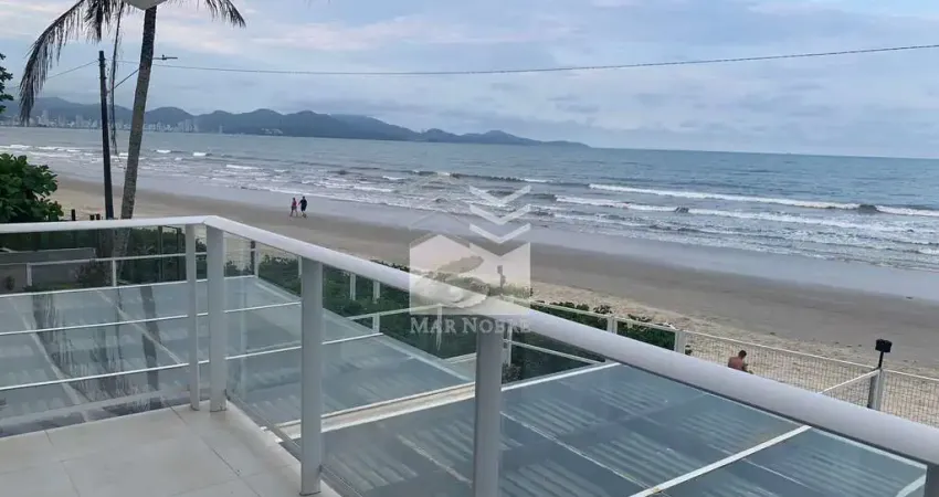 Sobrado de 3 quartos, no bairro balneário perequê , em porto belo