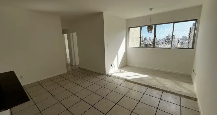 3/4 com 110m2 no ed. georges pompidou no aquarius (andar alto)