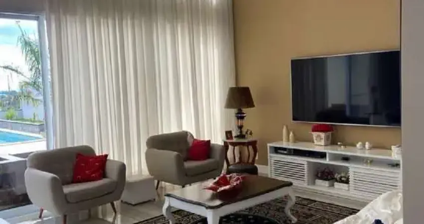 Casa sobrado à venda no Condomínio Campo de Toscana em Vinhedo/SP