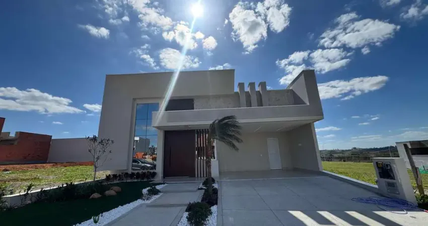 Casa em condomínio à venda em indaiatuba-sp  3 suítes, planejados, piscina e escritório  jardim res. dona maria cândida