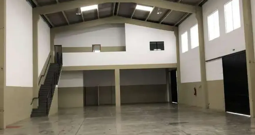 Excelente oportunidade de locação de um amplo galpão industrial na privilegiada região de comercial vitória martini, em indaiatuba.