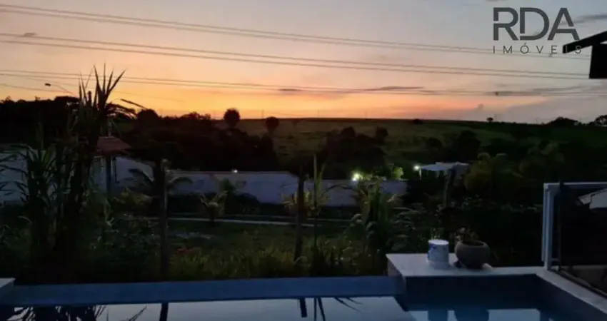 Esta incrível chácara conta com tudo o que você precisa para viver com conforto e qualidade de vida.