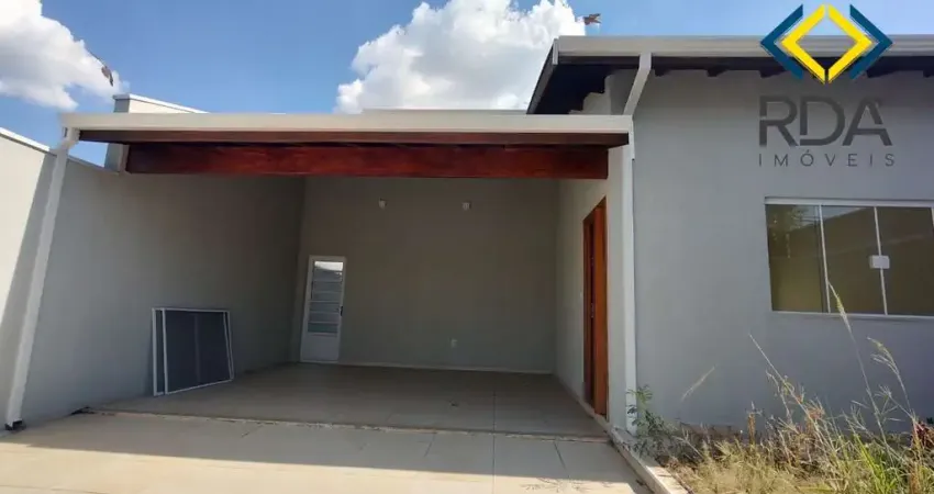 Localizada em uma região tranquila e acessível da cidade, esta casa possui todas as características para tornar-se o seu novo lar.