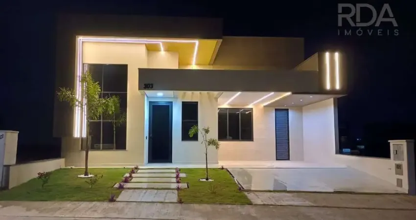 Casa de Luxo à Venda em Indaiatuba-SP no Jardim Res. Dona Maria Candida - 3 Quartos, 3 Suítes, 2 Salas, Piscina!