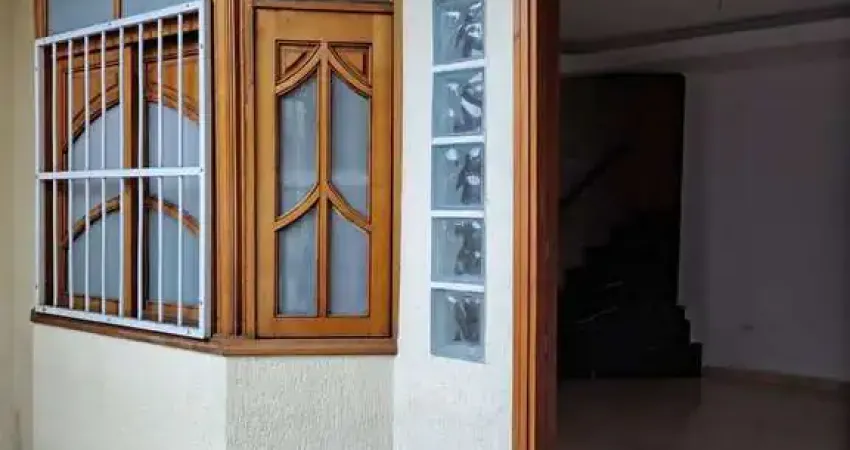 Casa com 3 quartos à venda na Rua Assungui, 918, Vila Gumercindo, São Paulo