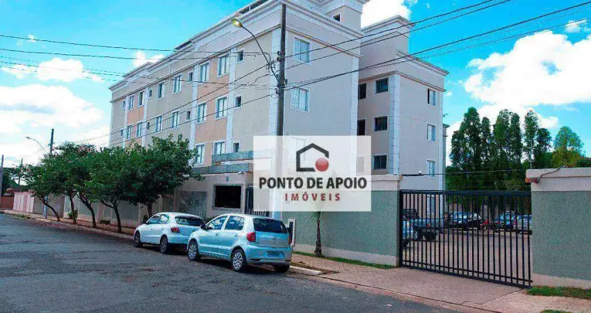 Apartamento duplex com excelente localização em condomínio
