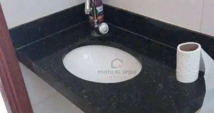 Casa com 3 quartos para alugar na Rua Espírito Santo, Santa Maria, Uberaba