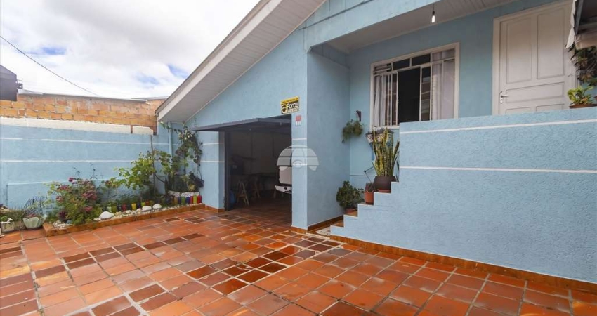 Casa com 3 quartos à venda na Rua Castorino Augusto Rodrigues, 148, Cajuru, Curitiba