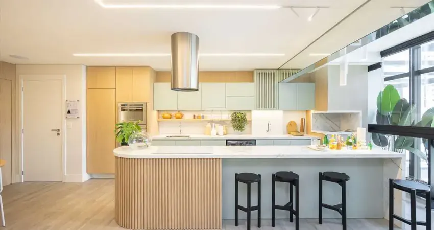 Apartamento com 3 quartos à venda na Rua Luiz Ronaldo Canalli, 3016, Campo Comprido, Curitiba