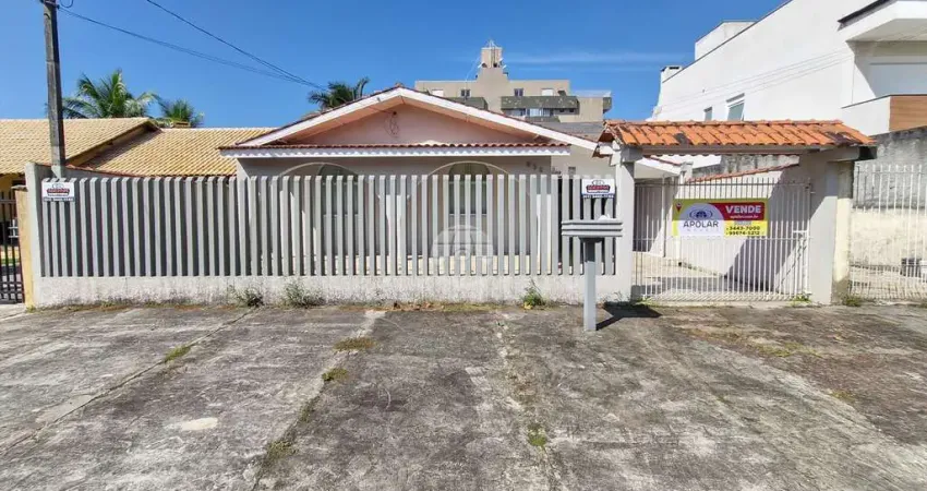 Casa com 4 quartos à venda na Rua Nossa Senhora Do Rocio, 333, Centro, Guaratuba