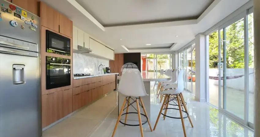 Casa com 3 quartos à venda na Rua Higino Mazzarotto, 142, Vista Alegre, Curitiba