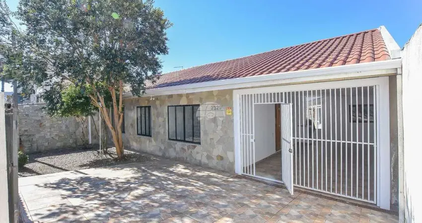 Casa com 3 quartos à venda na Rua Luiz França, 2329, Cajuru, Curitiba