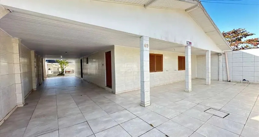 Casa com 3 quartos à venda na Rua Itacolomi, 69, Solymar, Matinhos