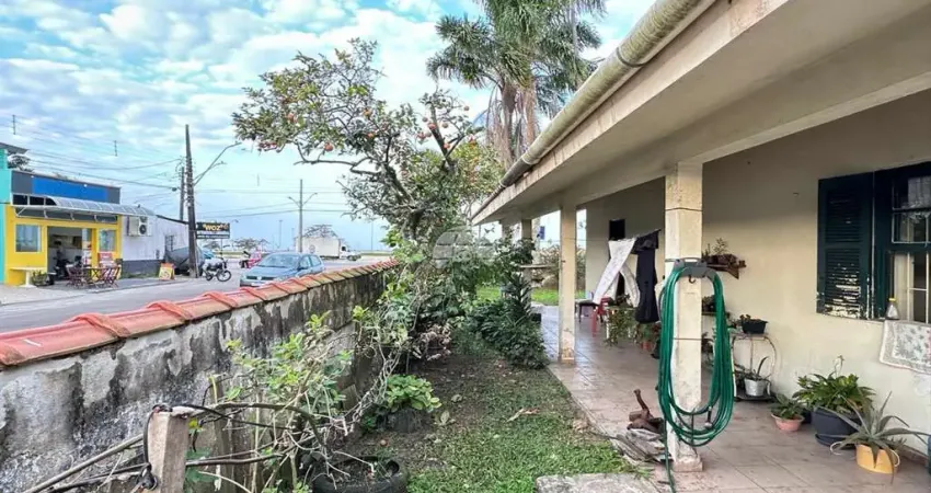 Casa com 4 quartos à venda na Avenida Paranaguá, 307, Centro, Matinhos
