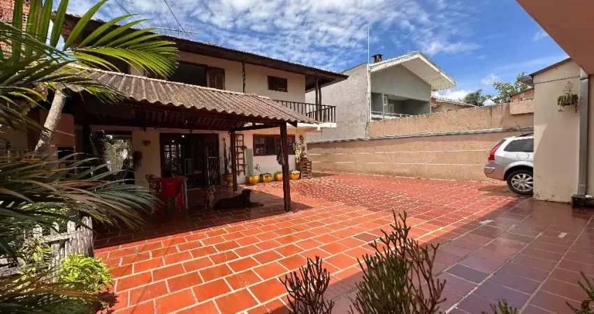 Sobrado em pinhais a venda , melhor região! grande potencial