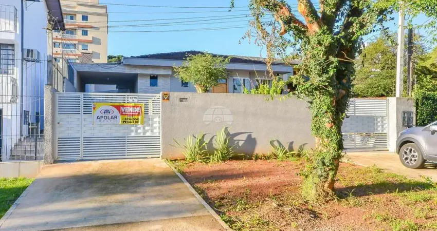 Casa com 5 quartos à venda na Rua Flávio Dallegrave, 4776, Boa Vista, Curitiba