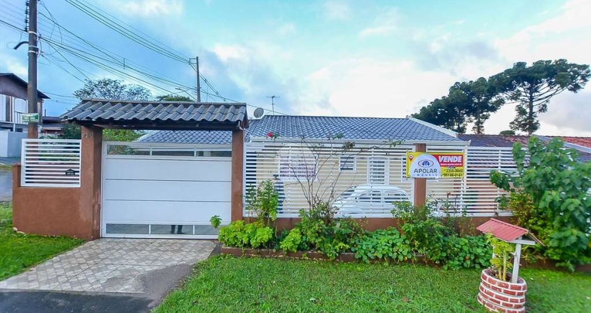 Casa com 4 quartos à venda na Avenida Prefeito João Batista Stocco, 926, São Gabriel, Colombo