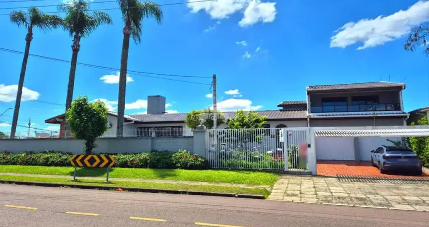 Casa com 3 quartos à venda na Rua Antônio Parolin Júnior, 572, Parolin, Curitiba