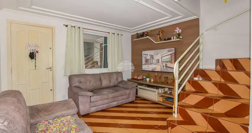 Casa com 2 quartos à venda na Rua Tenente Martinho d'Oliveira, 28, Cidade Industrial, Curitiba