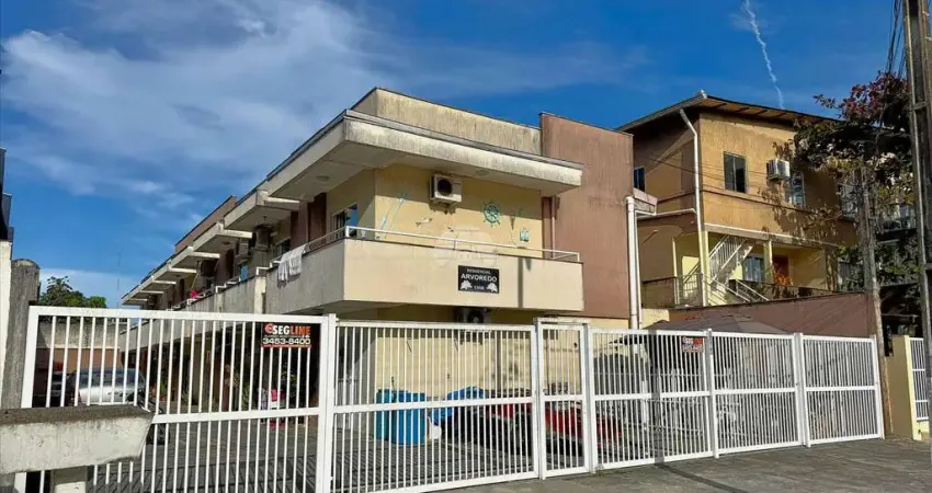 Casa em condomínio fechado com 2 quartos à venda na Avenida Guarapuava, 1308, Caiobá, Matinhos