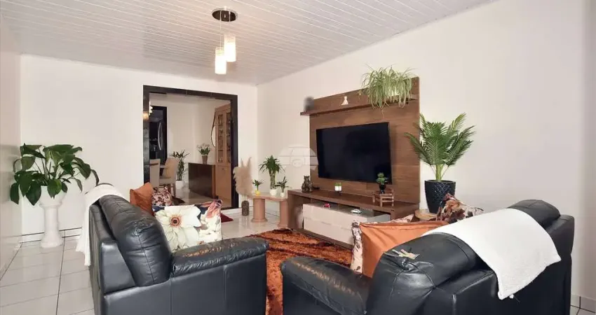 Casa com 3 quartos à venda na Rua Antônio Boza, 460, Sítio Cercado, Curitiba