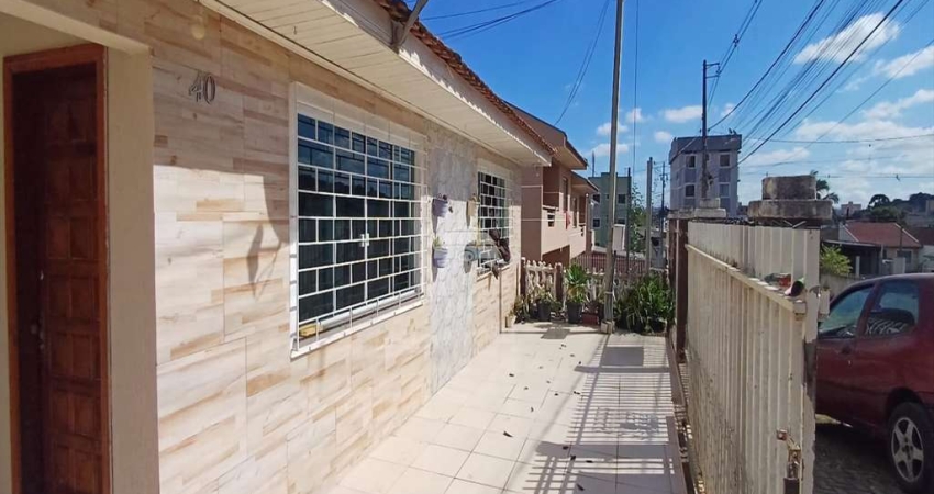 Casa com 3 quartos à venda na Rua Mandirituba, 40, Paloma, Colombo