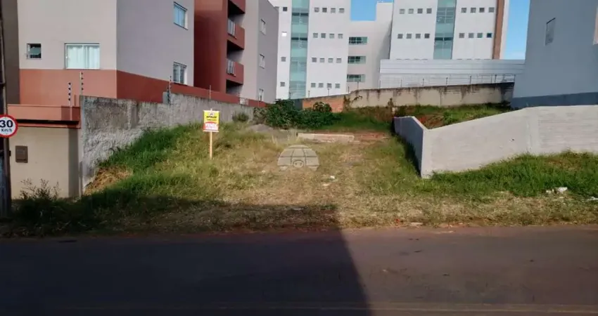 Terreno à venda na Rua Dezessete de Julho, Santana, Guarapuava