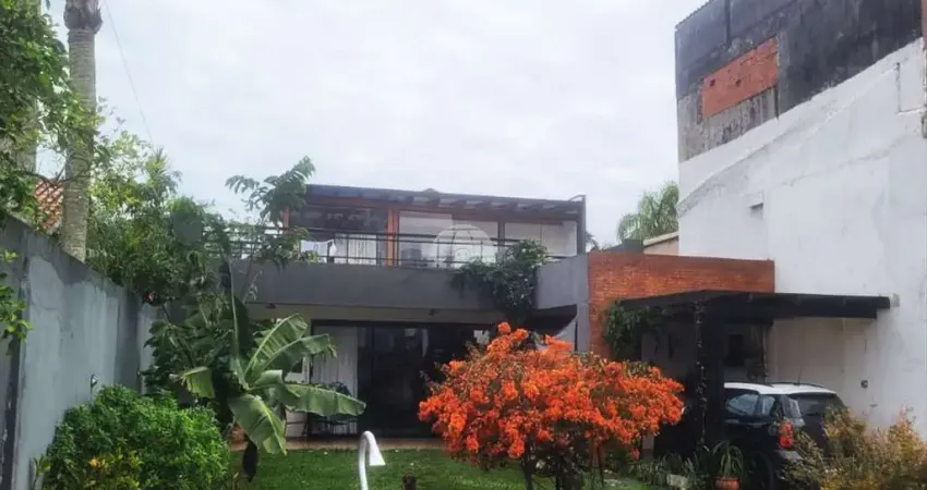 Casa com 3 quartos à venda na Rua Treze De Maio, 509, Brejatuba, Guaratuba