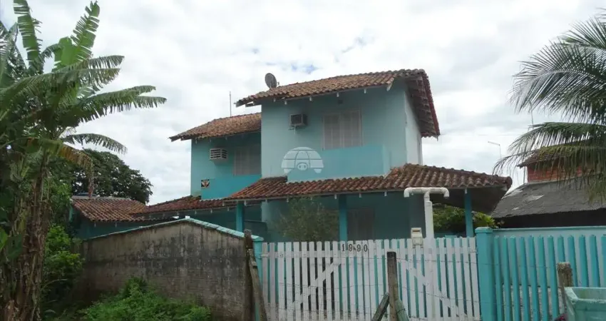Casa com 2 quartos para alugar na AVENIDA BEIRA MAR V, 1990, Figueira do Pontal, Itapoá