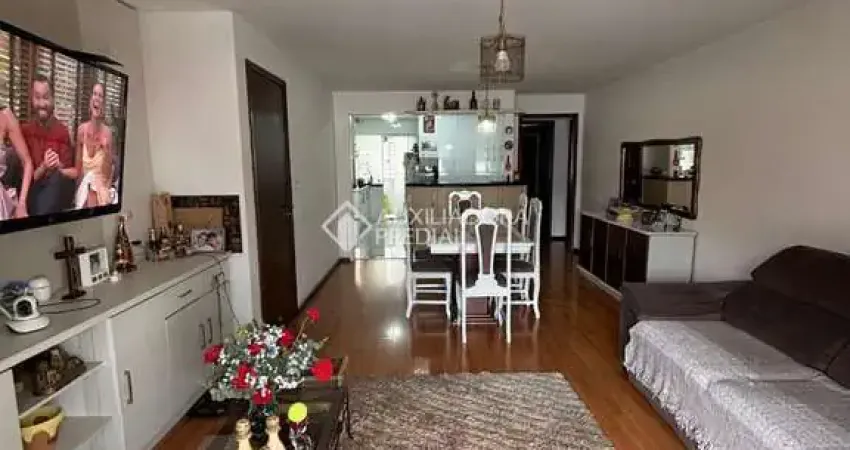 Apartamento com 3 quartos à venda na Rua Vinte e Cinco de Agosto, 385, Centro, Pinhais