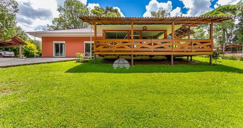 Chácara / sítio com 3 quartos à venda na Rua Manoel Silvério dos Santos, 870, Butiatuvinha, Curitiba