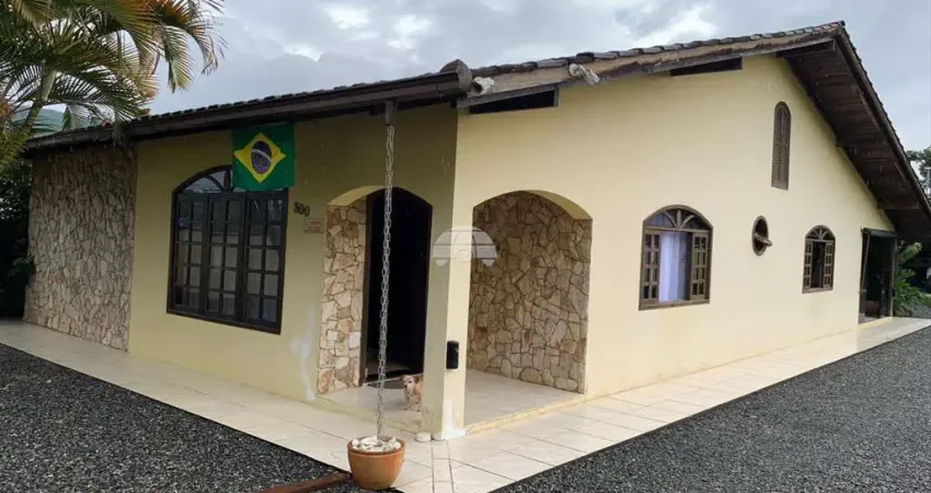 Casa com 3 quartos à venda na Rua Itajubá, 300, Bom Retiro, Joinville