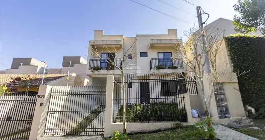 Casa com 4 quartos à venda na Rua Presidente Wilson, 636, Uberaba, Curitiba