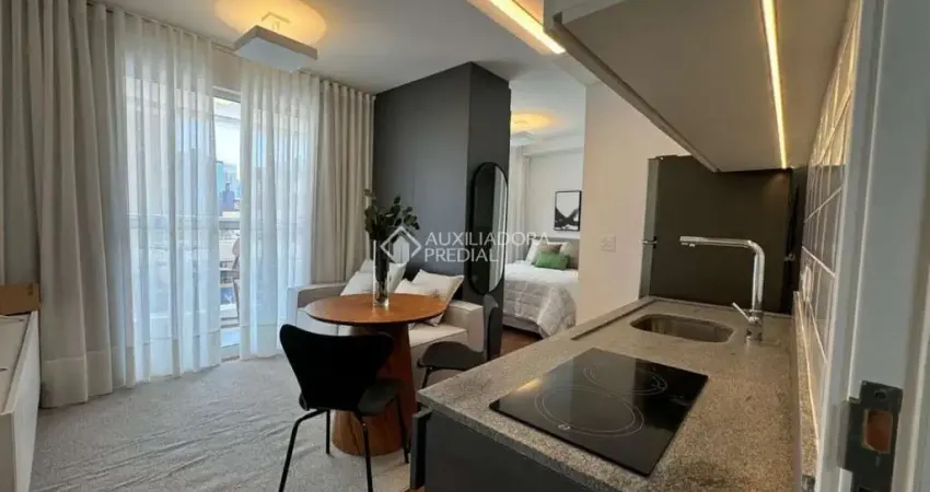 Apartamento com 1 quarto à venda na Rua Lourenço Pinto, 107, Centro, Curitiba