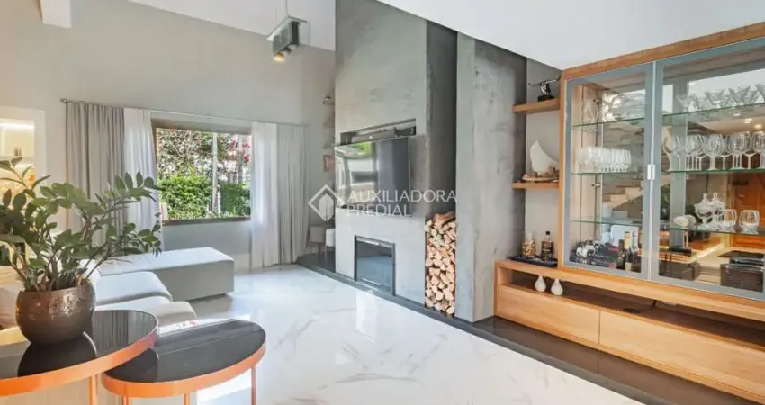 Casa com 2 quartos à venda na Rua Amaragi, 112, Cristo Redentor, Porto Alegre