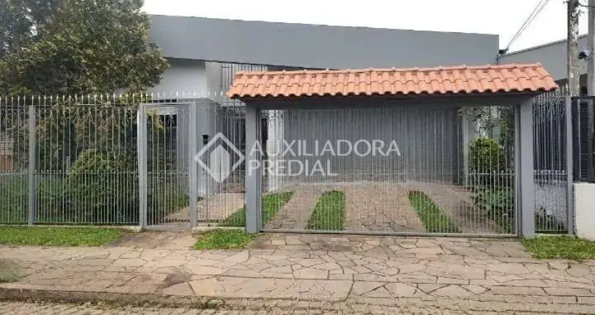 Casa com 3 quartos à venda na Avenida Doutor Walter Só Jobim, 70, Jardim Lindóia, Porto Alegre