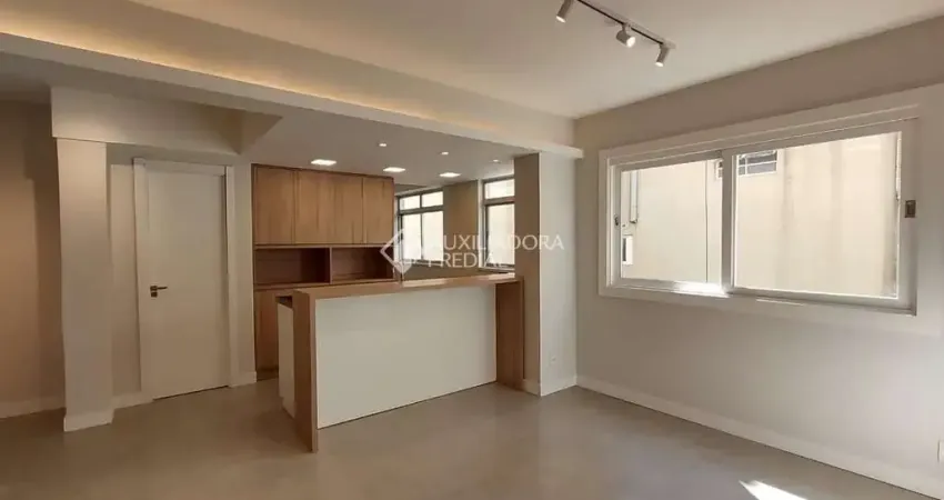 Apartamento com 2 quartos à venda na Rua Carazinho, 537, Petrópolis, Porto Alegre