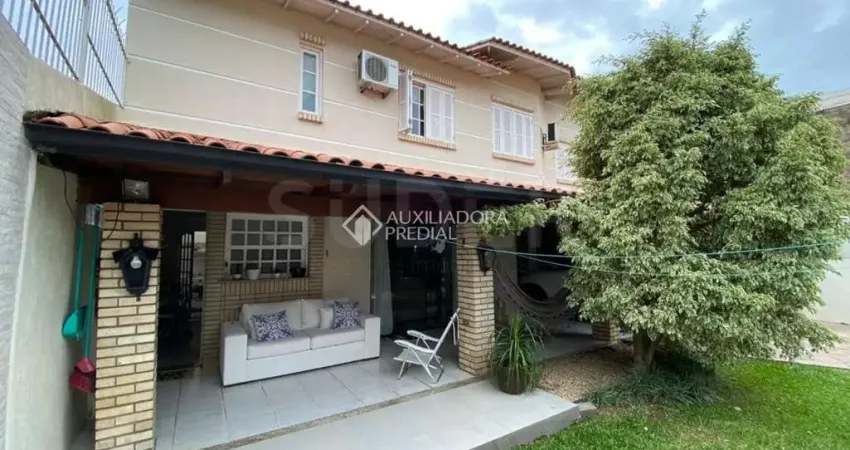 Casa com 5 quartos à venda na Avenida Polar, 415, Jardim Floresta, Porto Alegre