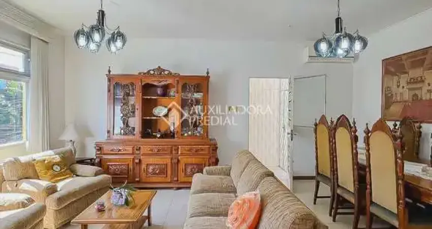 Casa com 4 quartos à venda na Rua Eurico Lara, 385, Menino Deus, Porto Alegre