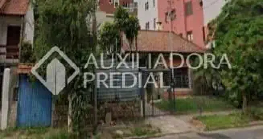 Casa com 3 quartos à venda na Rua Luiz Cosme, 400, Passo da Areia, Porto Alegre