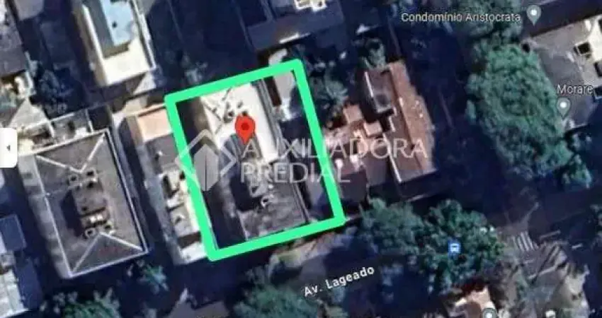 Terreno à venda na Avenida Lageado, 518, Petrópolis, Porto Alegre