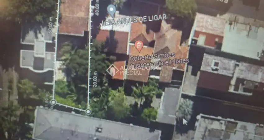Terreno à venda na Rua Riveira, 485, Petrópolis, Porto Alegre