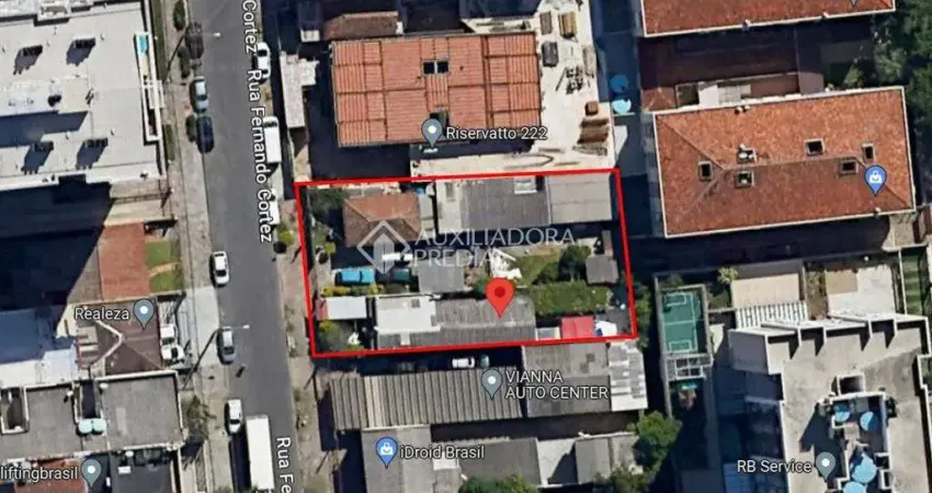 Terreno à venda na Rua Fernando Cortez, 232, Cristo Redentor, Porto Alegre